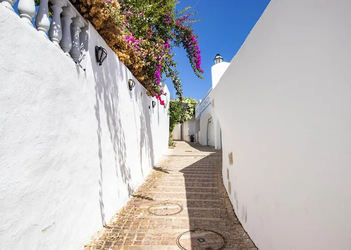 Charming Old Town 1br 50m From Ac Wi-fi Parking Albufeira