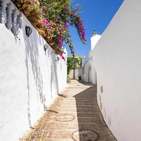 Charming Old Town 1br 50m From Ac Wi-fi Parking Albufeira
